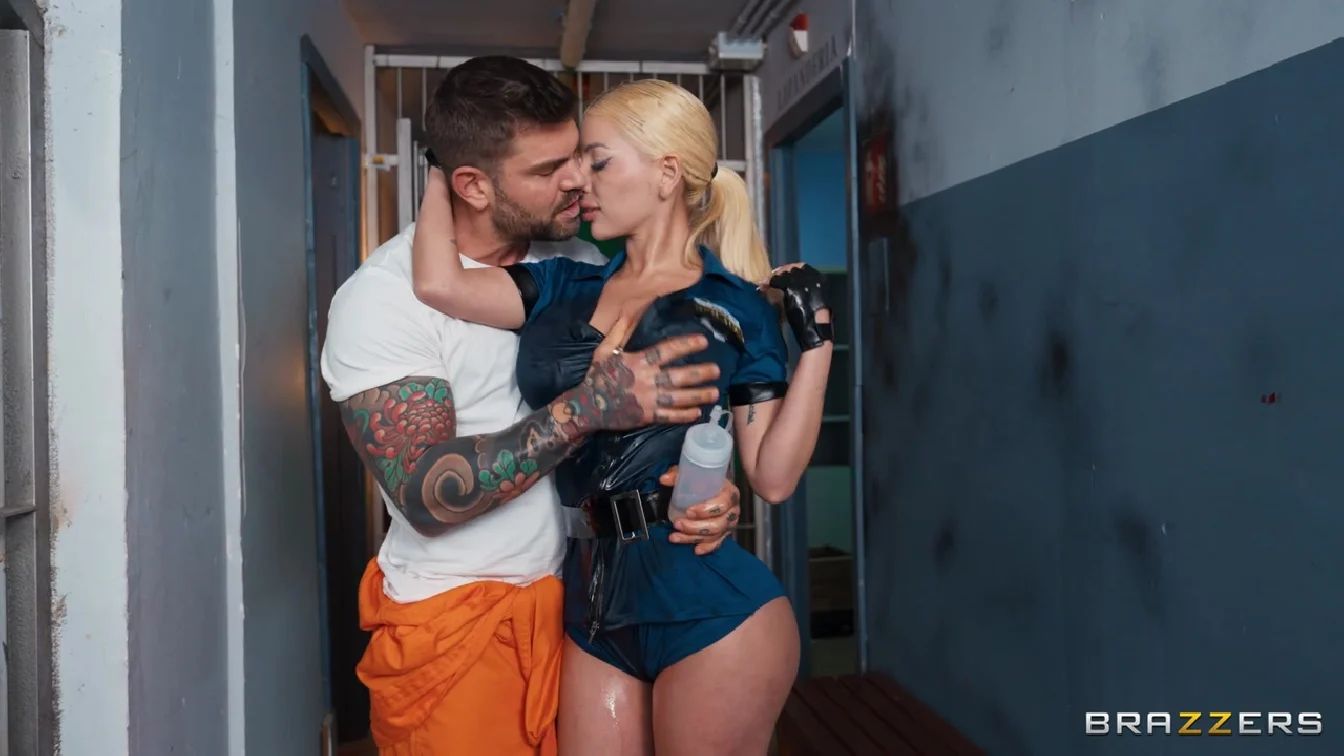 BrazzersExxtra Gatita Veve Serving Hard Time XXX